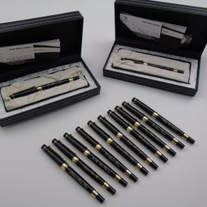 Bút ký Picasso 917RB – Đen cài vàng khắc tên