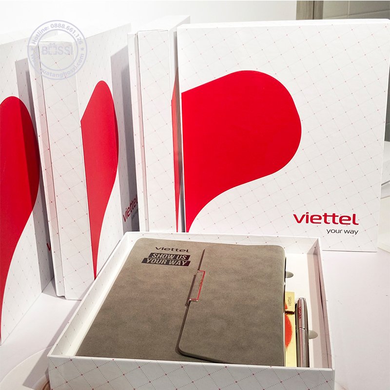Hộp đựng Bộ quà tặng 3 SP sổ bút bookmark kim loại logo Viettel sang trọng, in ấn theo thiết kế