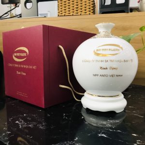 Bình hút tài lộc sứ vẽ vàng 24k - Tháp rùa logo Đại Việt