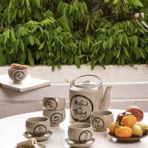 bo-am-chen-gom-but-hieu-va-thuong