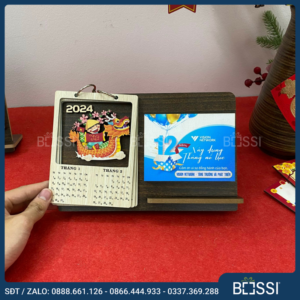 Lịch gỗ in ấn theo yêu cầu