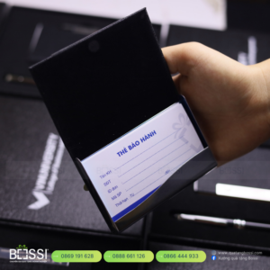 Giftset Bút + Túi Đựng Thẻ VinUni