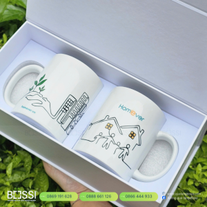 Cốc sứ in logo Homever