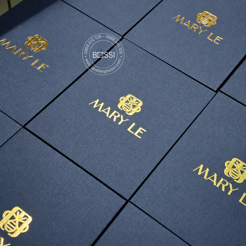 Sổ tay A5 gáy xoắn in logo HTI Sổ Tay A5 Ép Kim Logo Mary Le