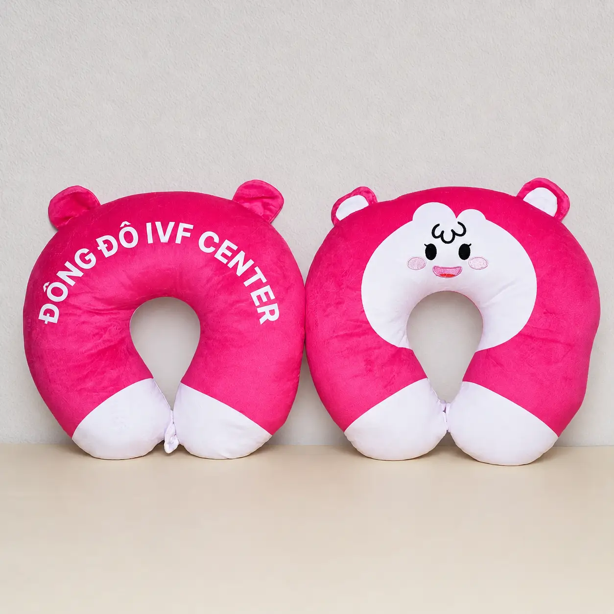 Gối Chữ U In Logo Đông Đô